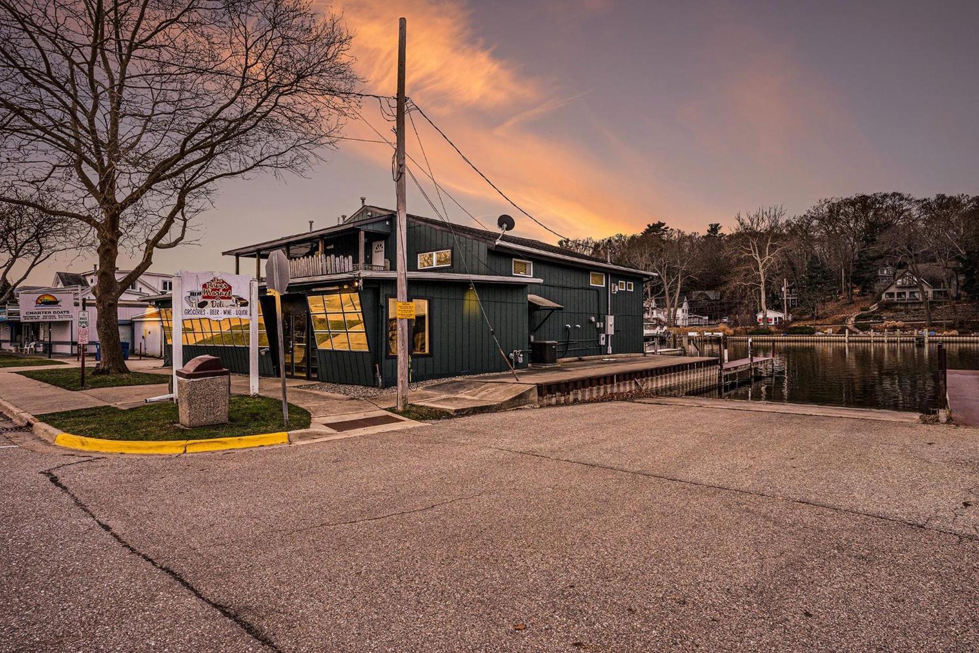 Riverside Suites - Unit A Saugatuck Kültér fotó